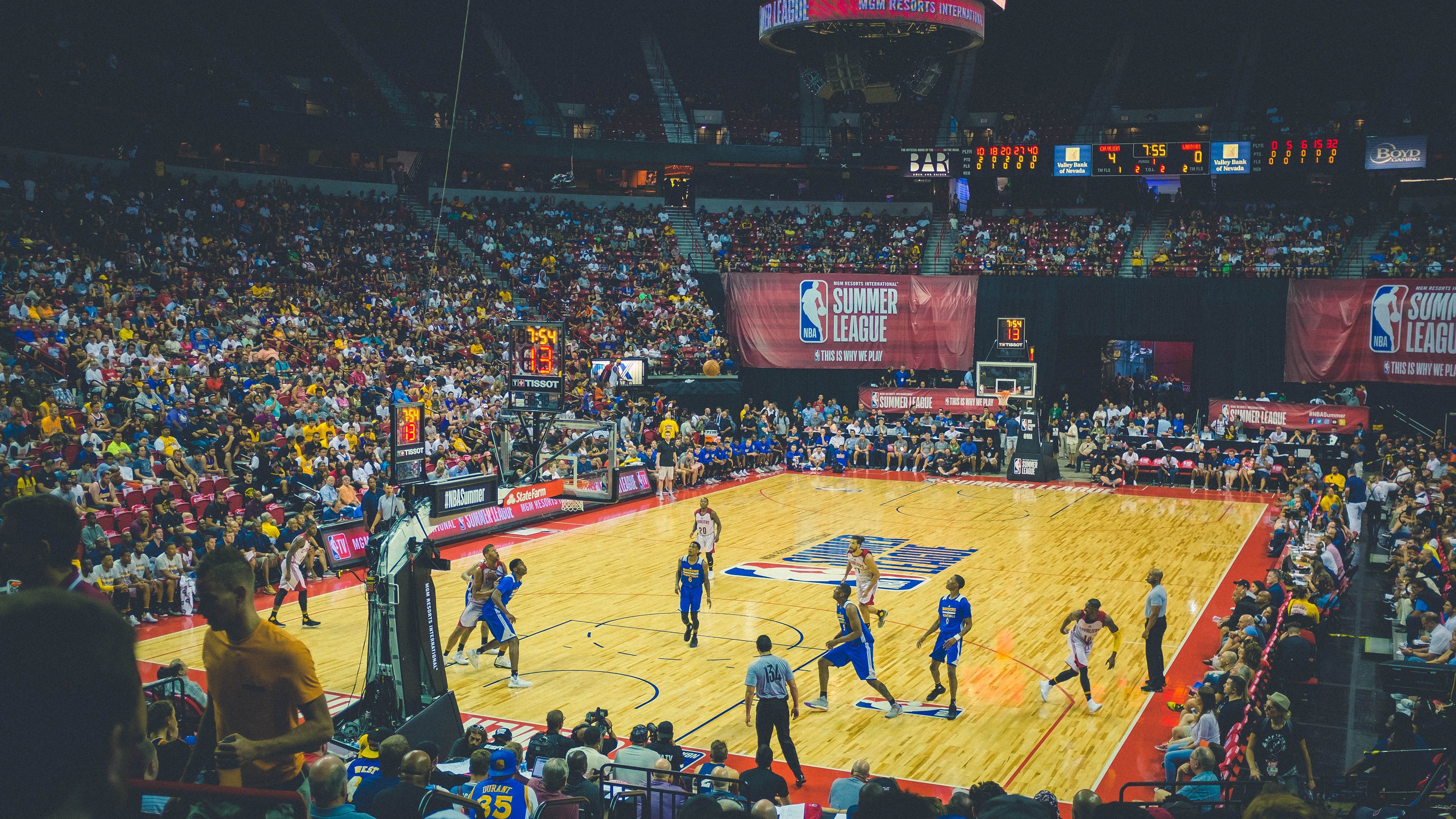 世界杯精彩瞬间：动人心弦，令人难忘！，世界杯震撼的场景