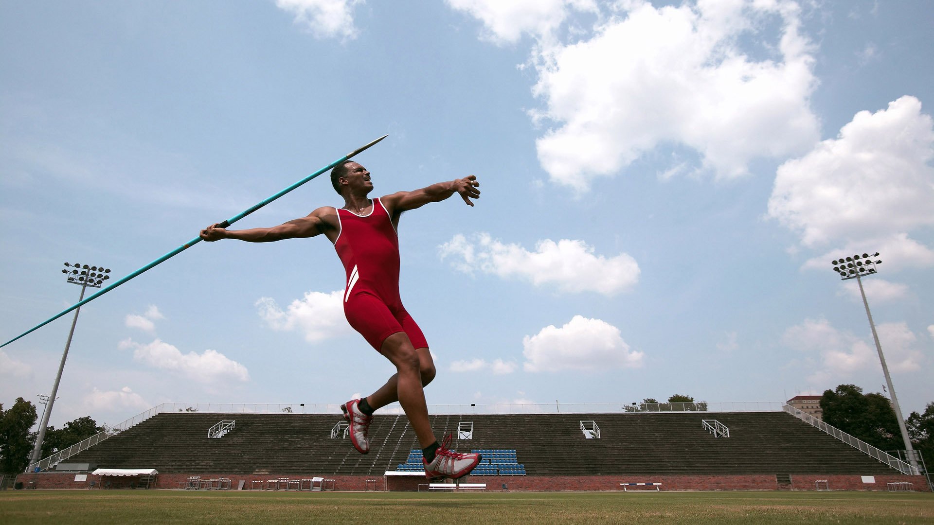 巴黎圣日耳曼豪华战舰剑指欧冠冠军